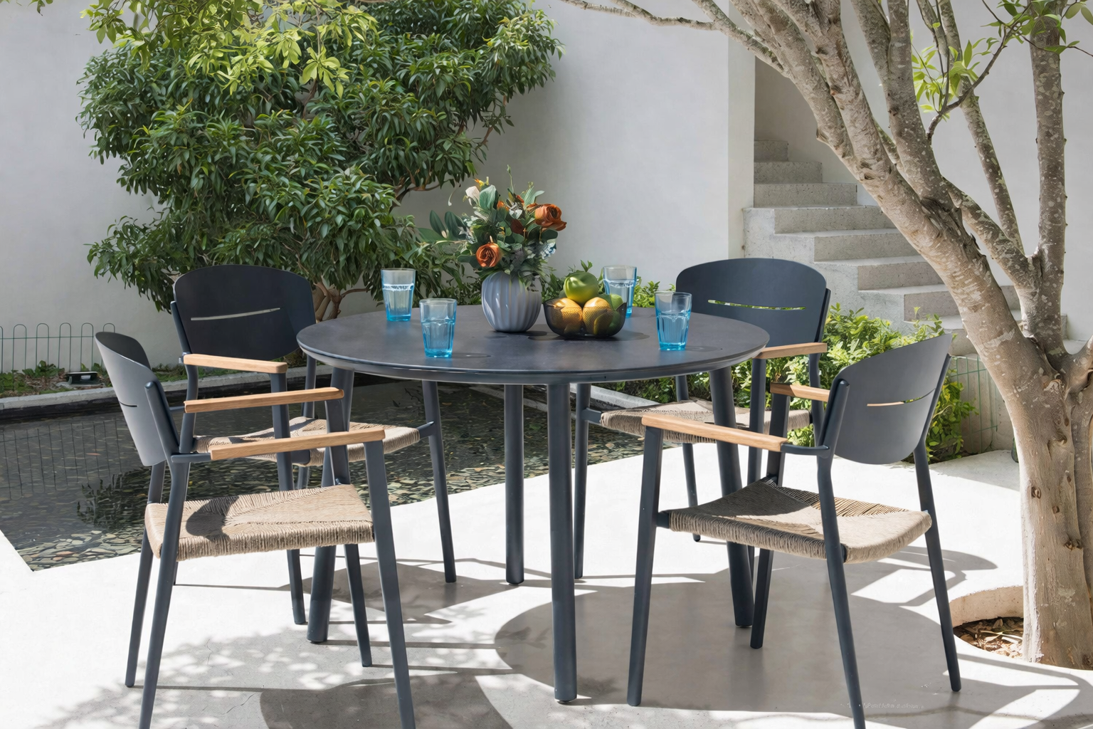 Gin 5-Piece Wicker Dining Set